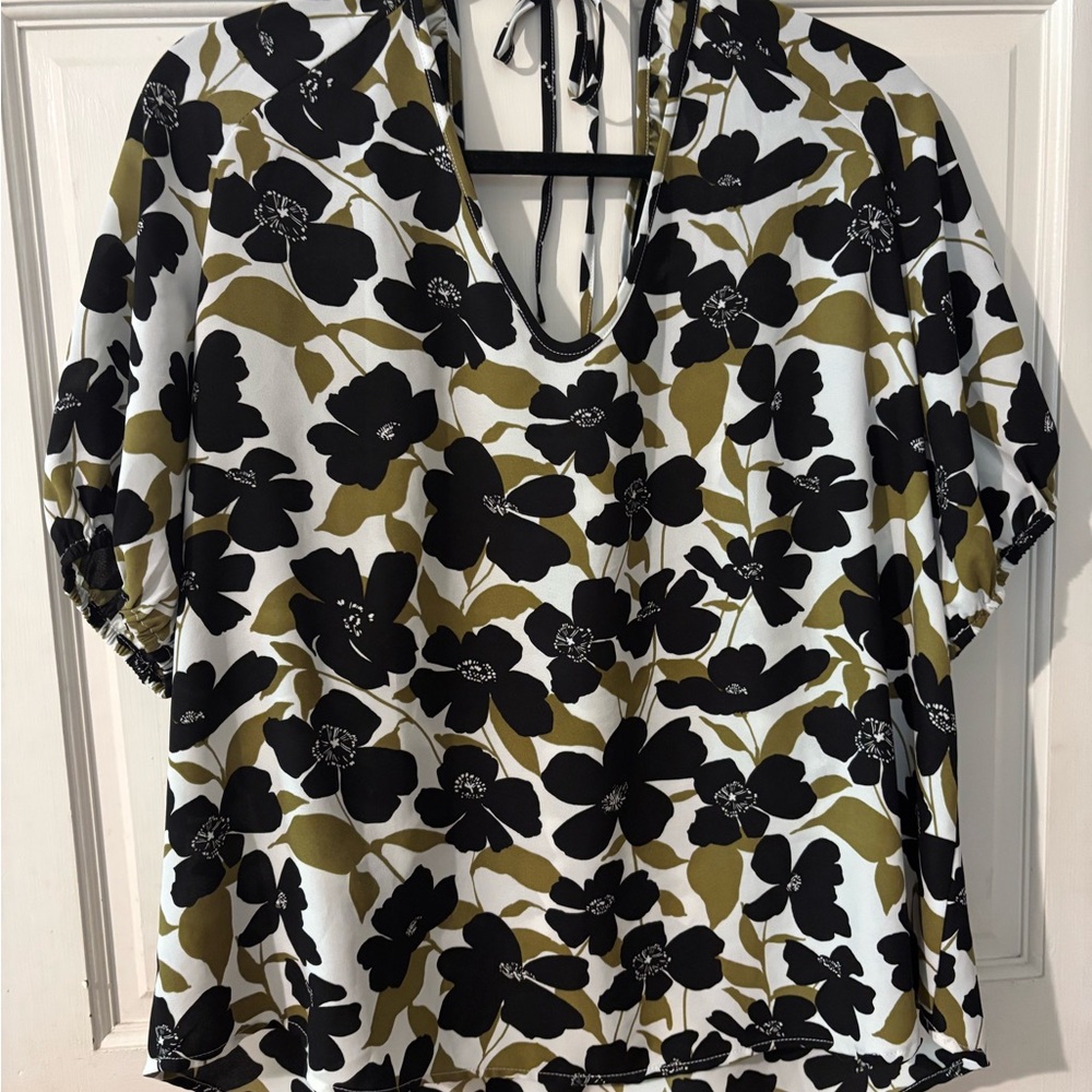 Women’s Floral Tie-Back Top - Black & Olive